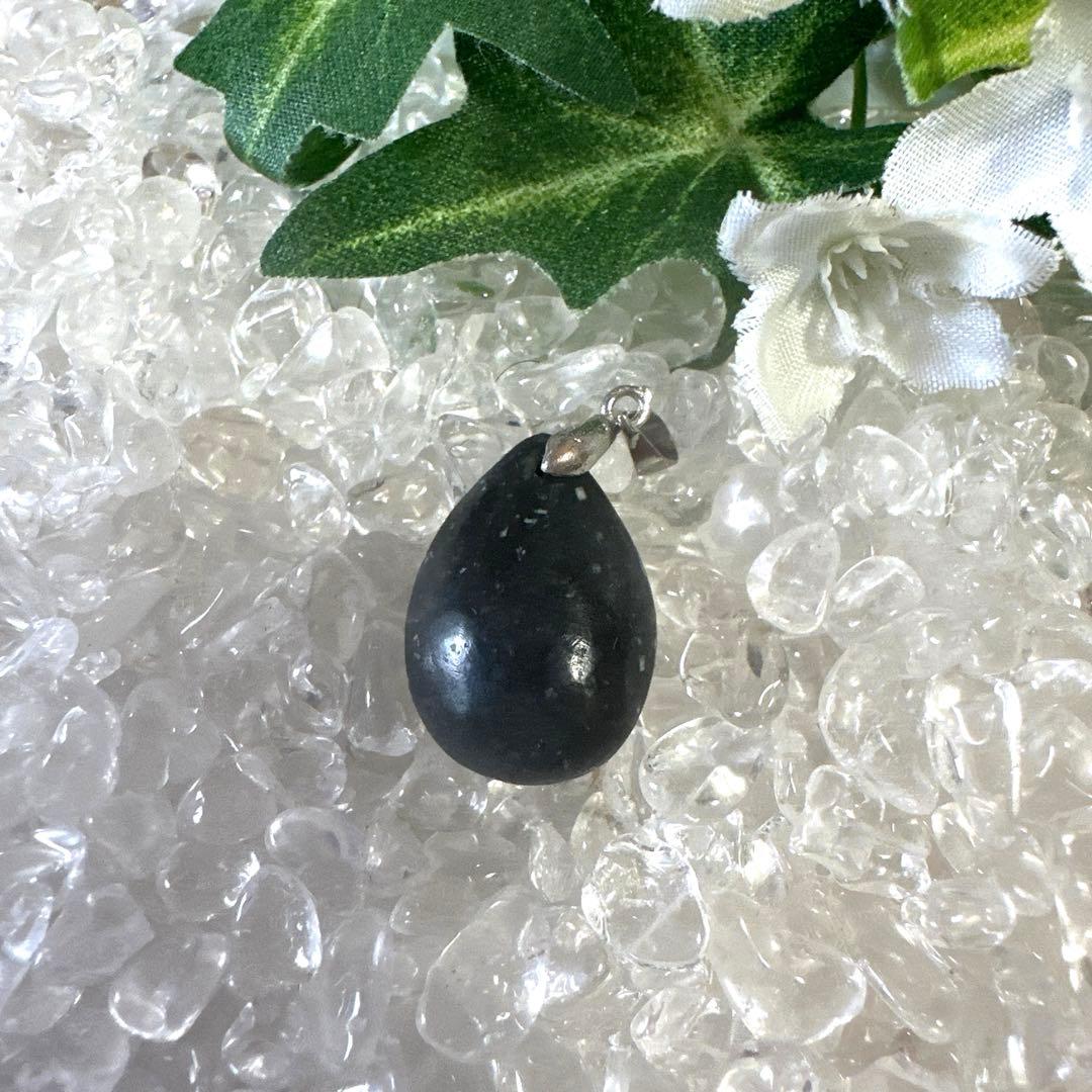 【奇跡の黒遠野】premier black 最高級　人生好転ペンダント　宇宙波動