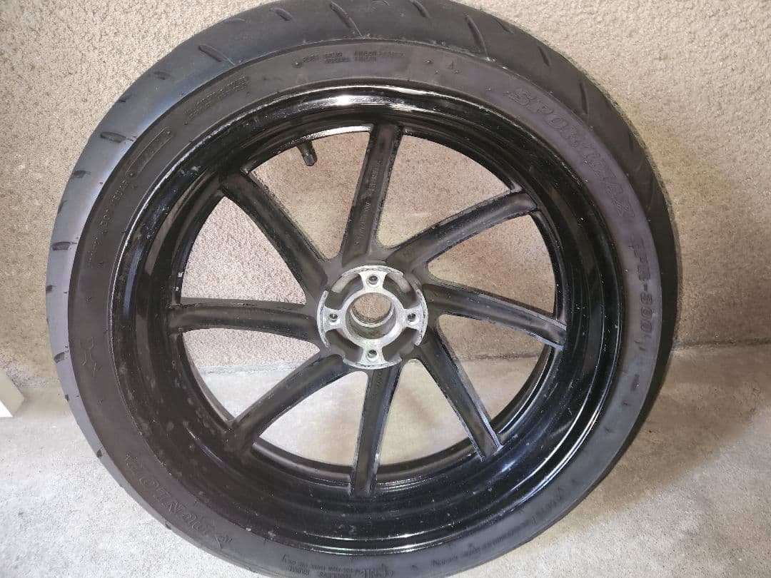 RVF400、VFR400、NSR250リアホイール 17インチ