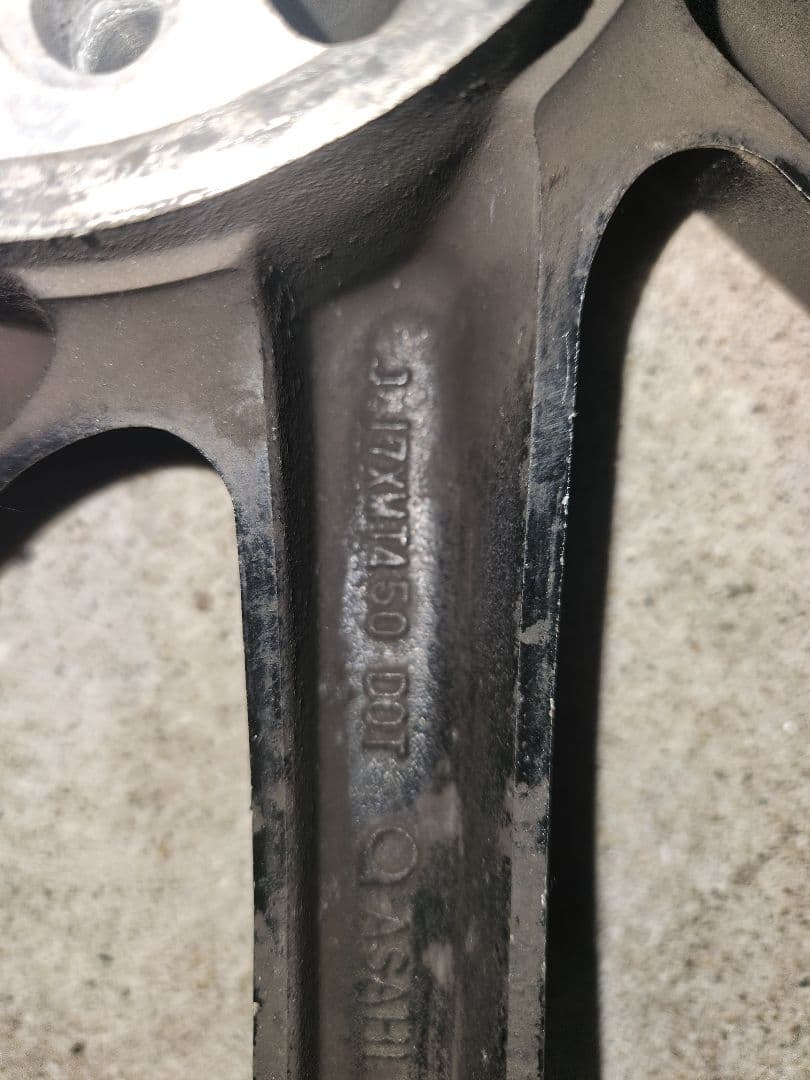 RVF400、VFR400、NSR250リアホイール 17インチ