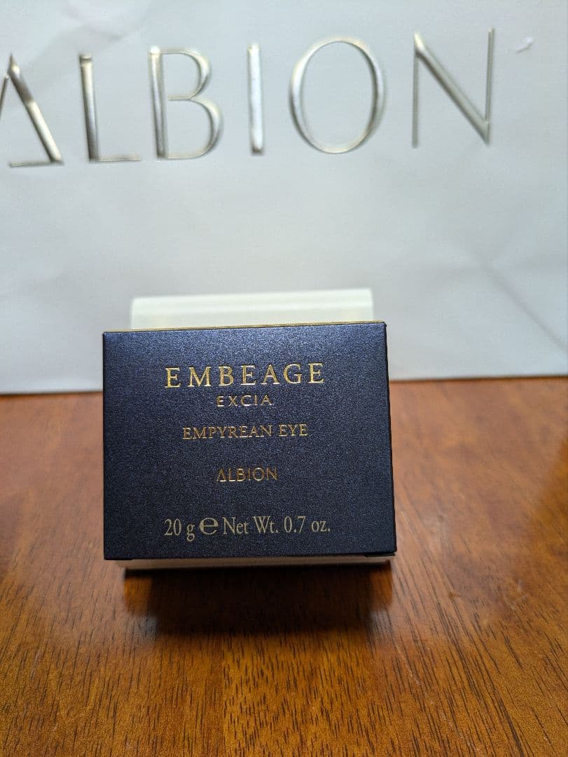 ♥新品未使用♥アルビオンアンベアージュエクシア EMPYREAN EYE 20g