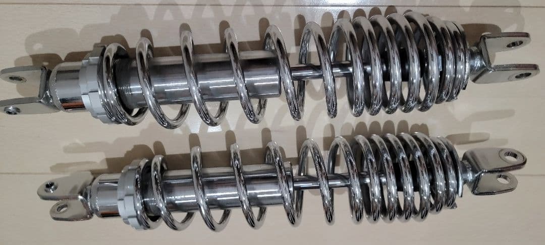 グランドマジェスティ用 DAYTONA ローダウンサスペンション メッキ