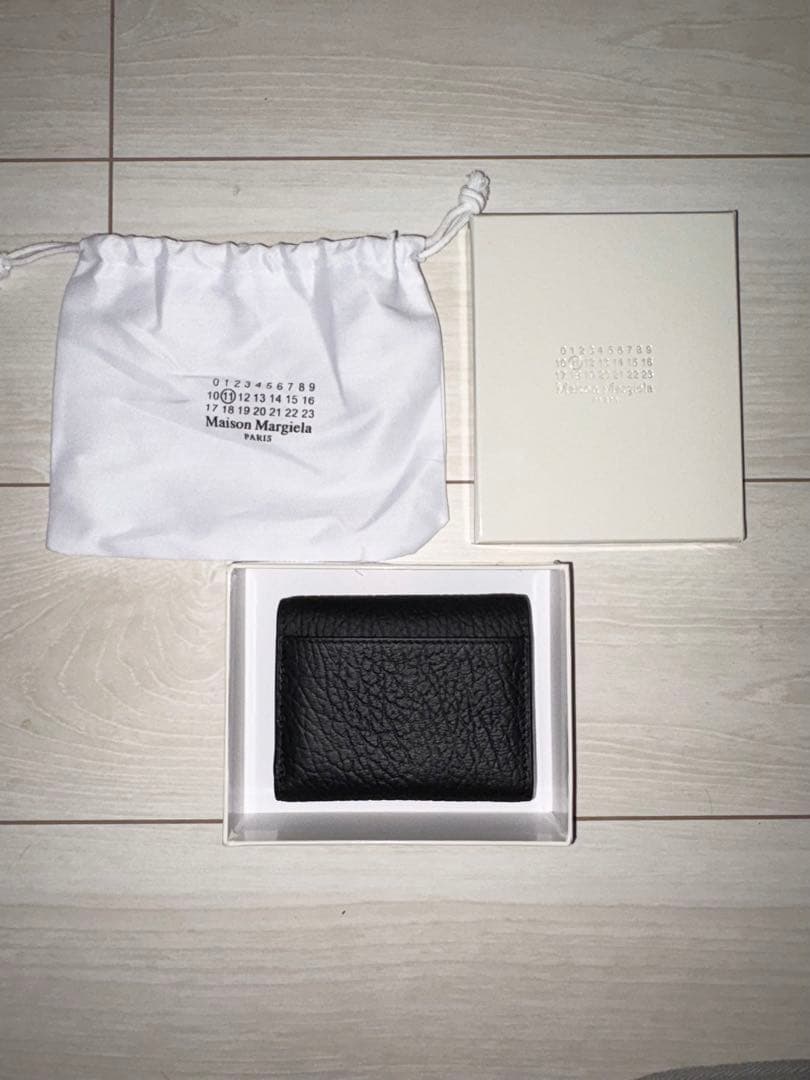 マルジェラ 三つ折り財布 ブラック