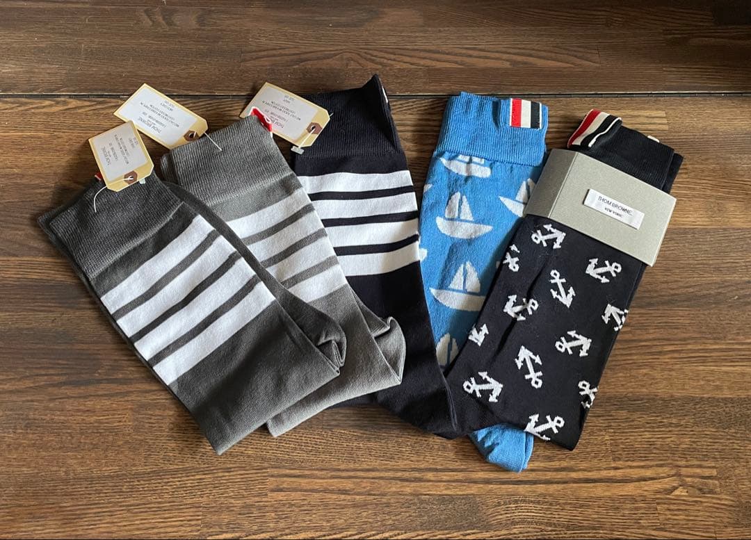 t*0様 THOM BROWNE トムブラウン ソックス 靴下 4bar ストラ