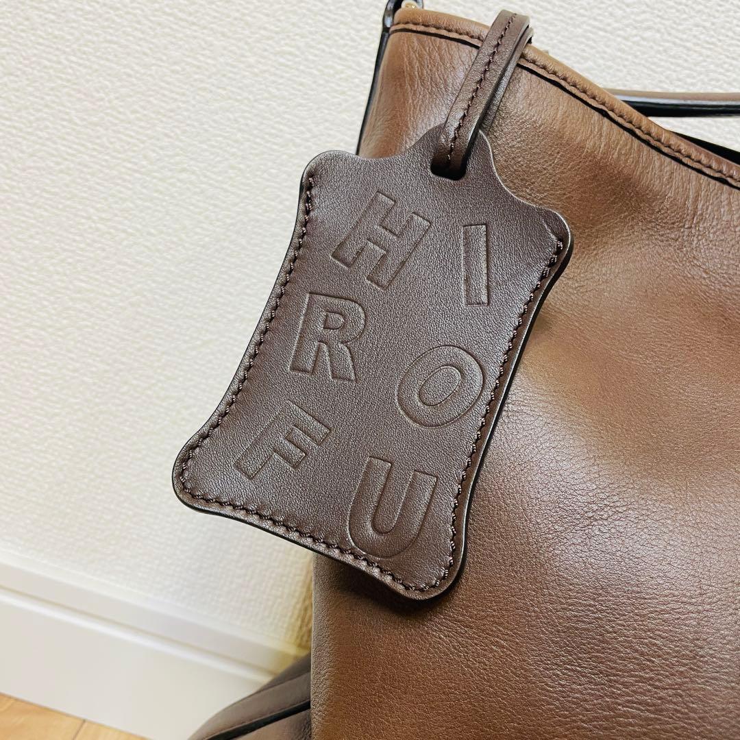⭐️美品⭐️ HIROFU ワンショルダーバッグ　チャーム付き　スエード裏地　本革