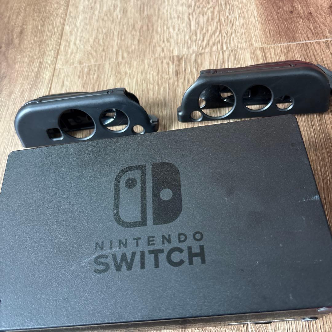 ニンテンドースイッチ本体　16ギガSDカード付