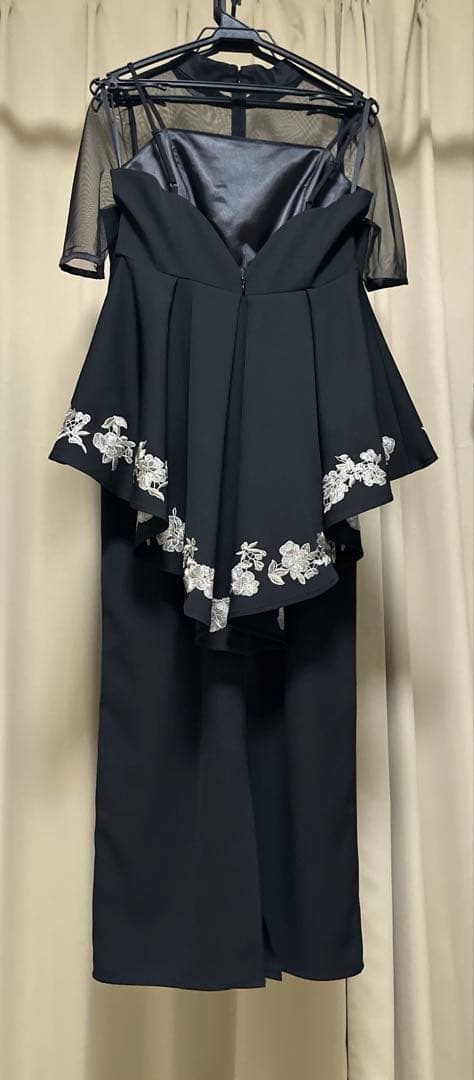 etoll 刺繍ペプラムビスチェ&Iラインドレスセットアップ