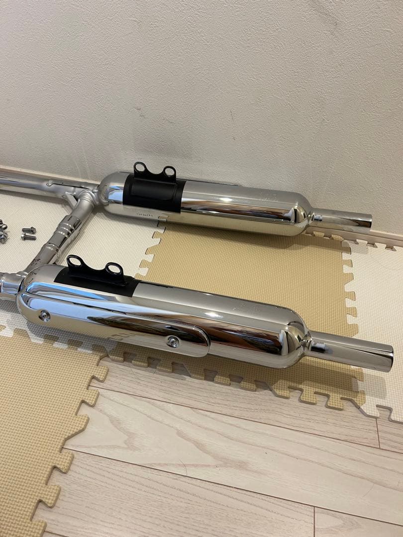 カワサキ 2024年モデルより取外し　メグロ800 K3 w800 純正マフラー