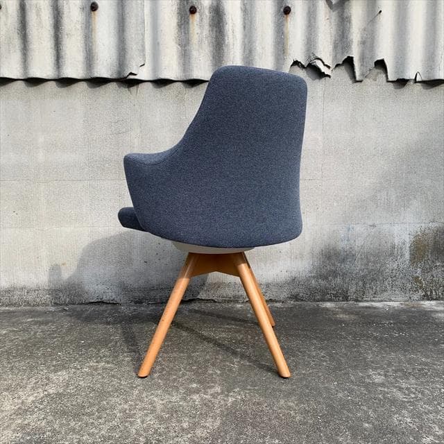 綺麗な状態｜オカムラ｜ライブス｜ショートアームスウィベルチェア｜②｜