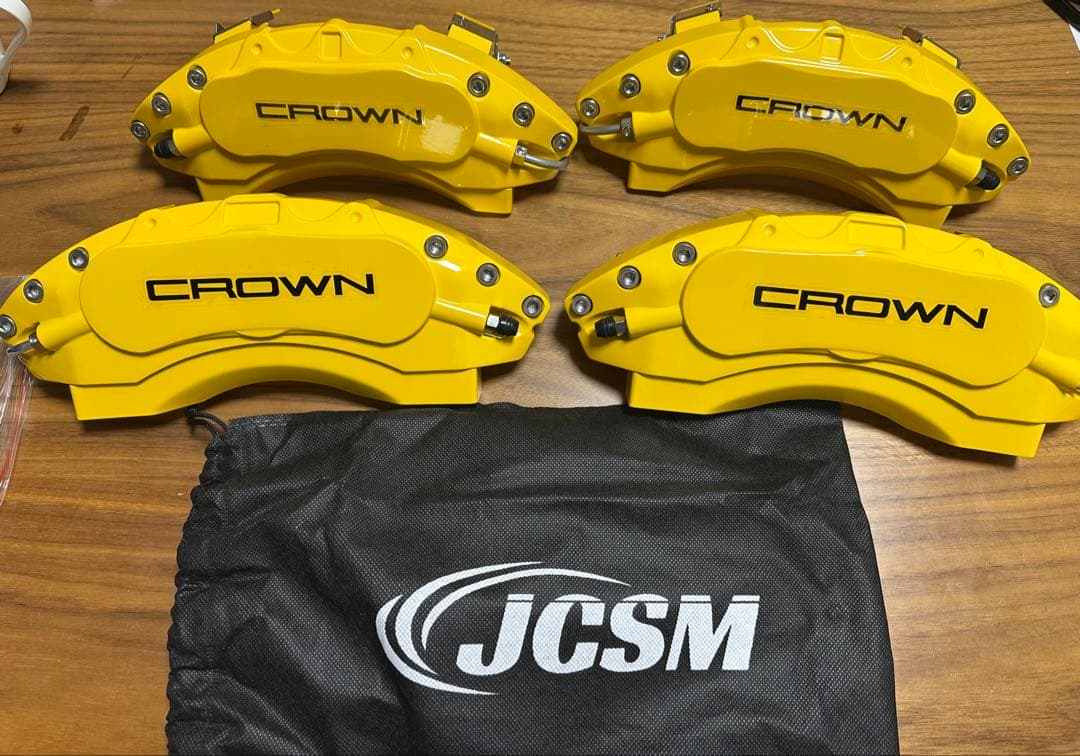 クラウンスポーツJCSMブレーキキャリパーカバー CROWNロゴ
