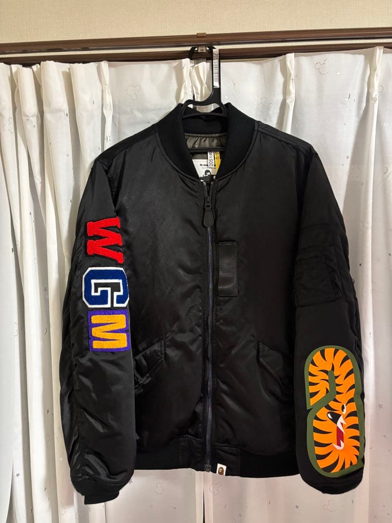 A BATHING APE エイプ BAPE SHARK MA-1 Mサイズ