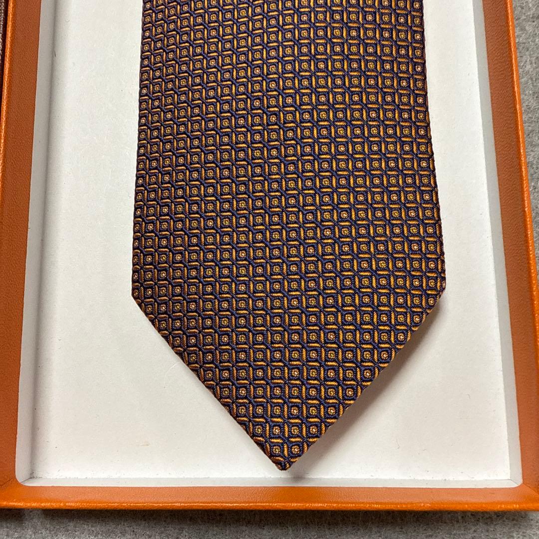 美品　エルメス　ネクタイ　紺・オレンジ　ドット　シルクジャガード