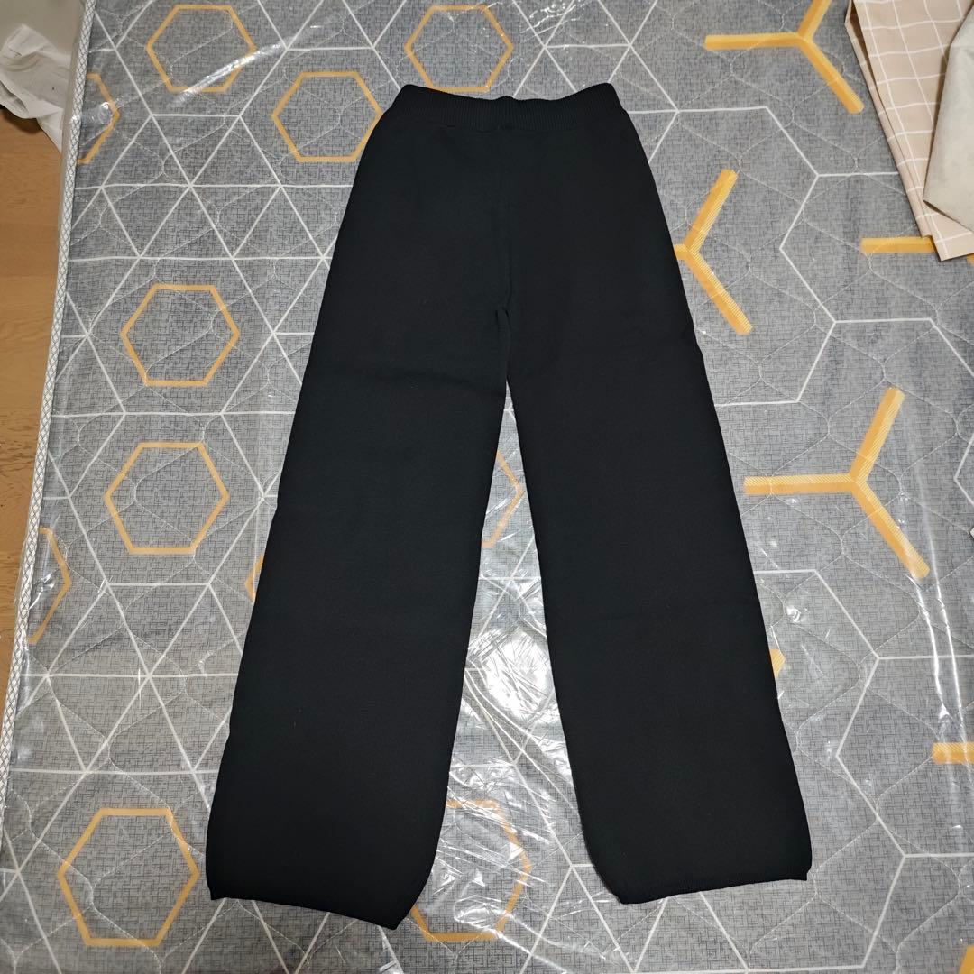 Alo Yoga グレー ポロシャツ & パンツ セットアップ Black