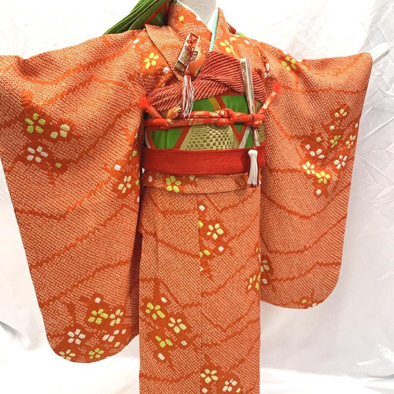 408ag62■七五三 七歳 女児 総絞り 着物&袋帯&長襦袢 小花文■美品