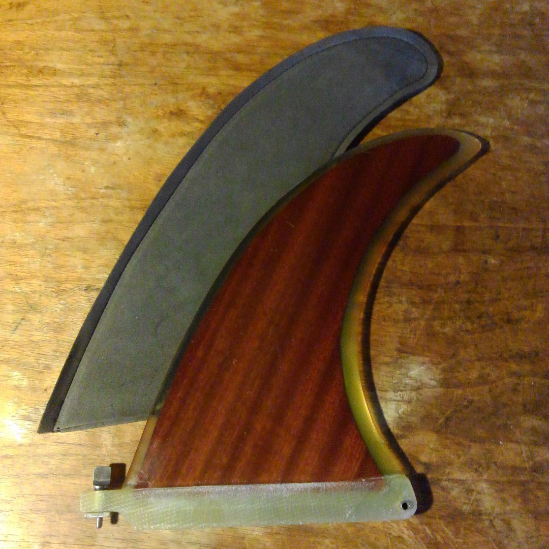 新品・ロングボード用・シングルフィン・9インチ・天然ウッドグラスラミネート製