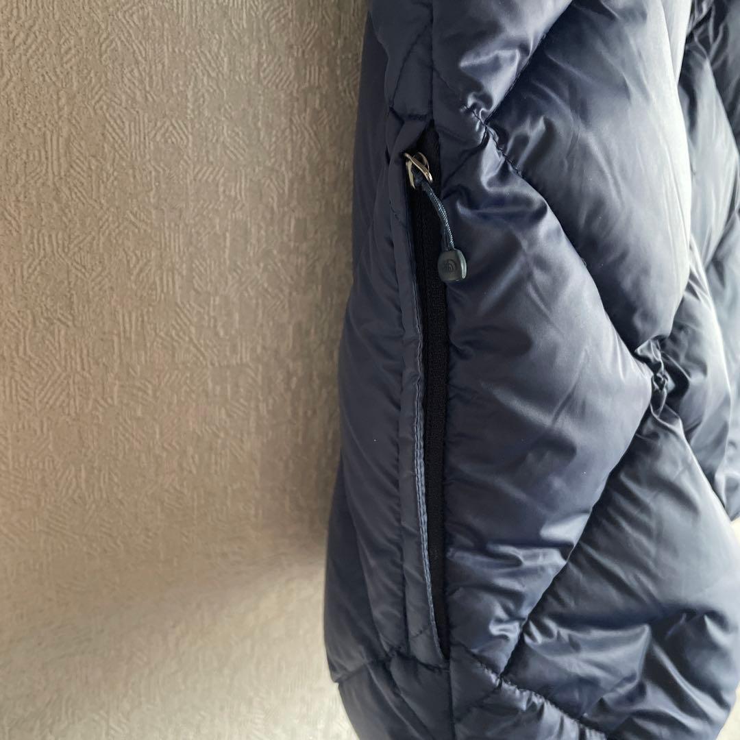 極美品THE NORTH FACE フード付きダウンベスト ネイビー
