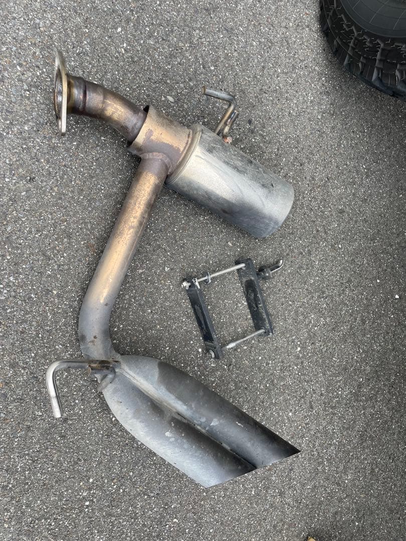 ジムニーjb23w WirusWin サイド出しマフラー　取り付け部品付き