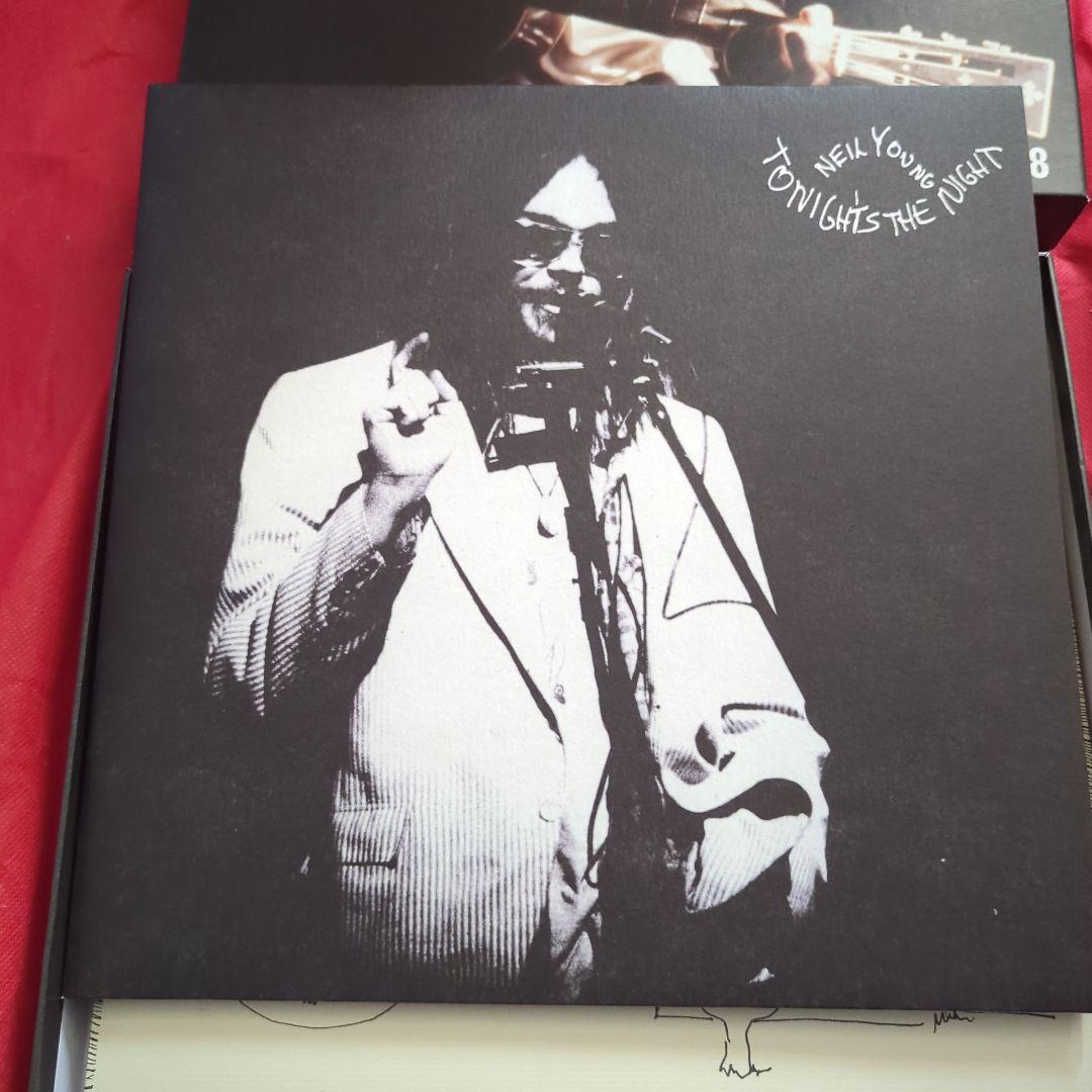 希少　NEIL YOUNG OFFICIAL RELEASE 4LP BOX