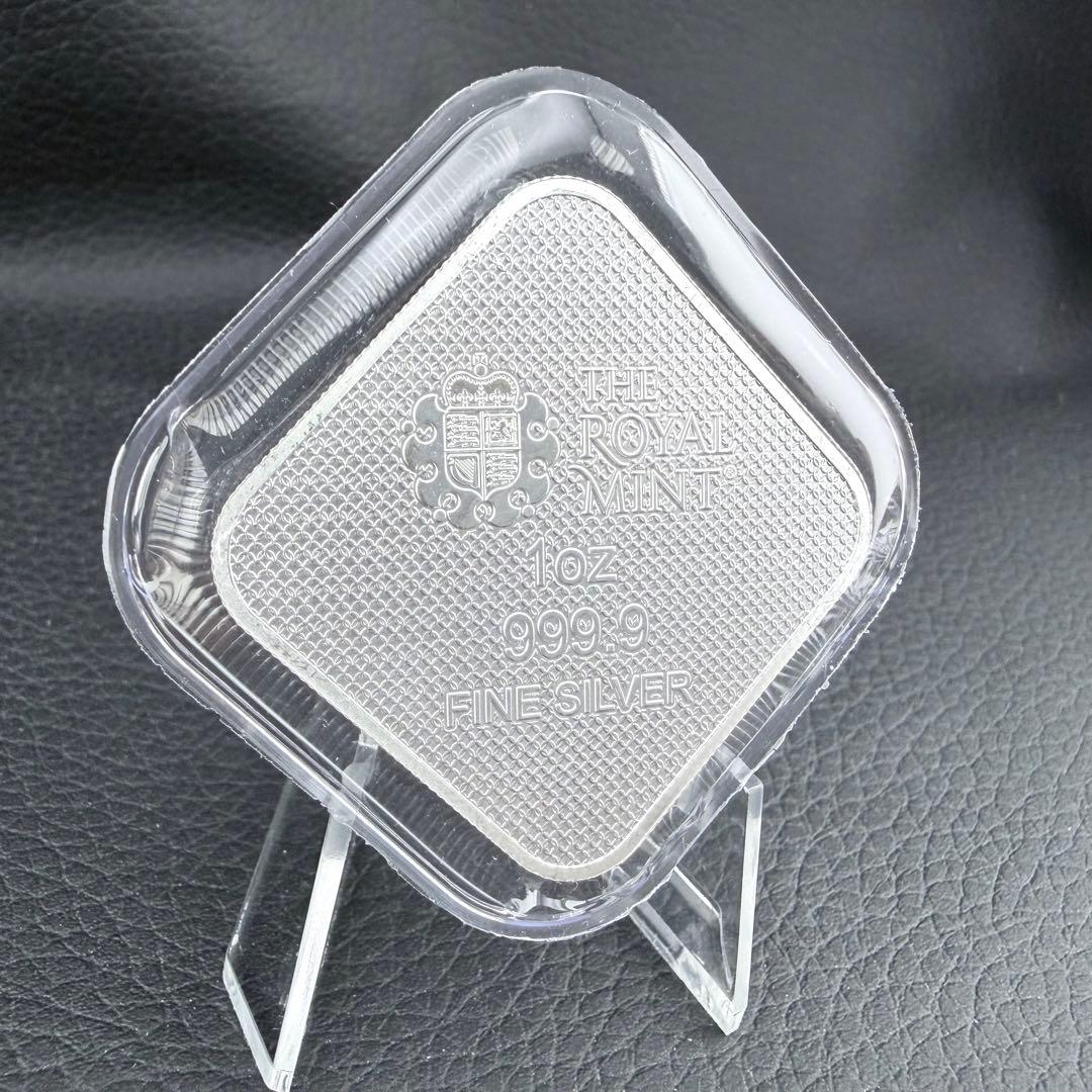 銀貨 英国 ロイヤルミント クイーンズビーストコンプリーター 純銀 四角 1oz