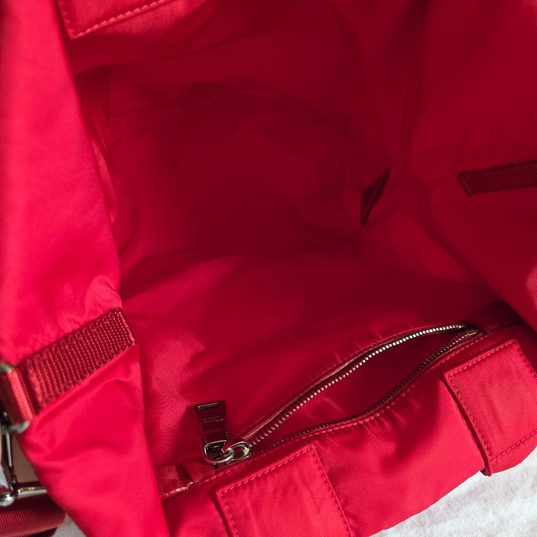 PRADA 赤 トート斜めがけ2wayバッグ