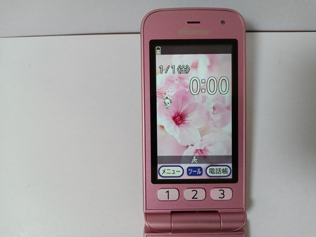 ☆ docomo らくらくホン F-02J ピンク