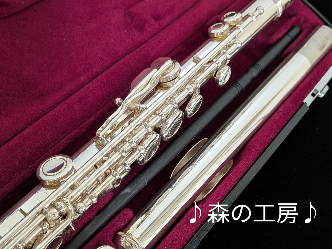 商談中【まとめ売り大歓迎・・様】専用ヤマハフルート YFL211後期モデルEメカ
