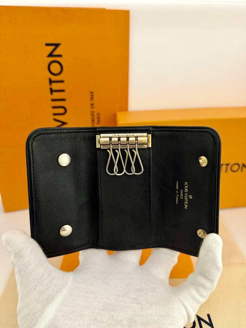 LOUIS VUITTON ミュルティクレ4 キーケース