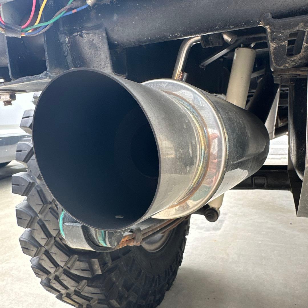 【オガ】Bluefin スズキ ジムニー (JA11) 車マフラー 砲弾型