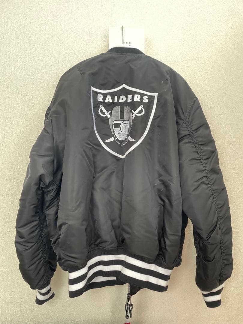 NEW ERA RAIDERS MA-1ジャケット ブラック