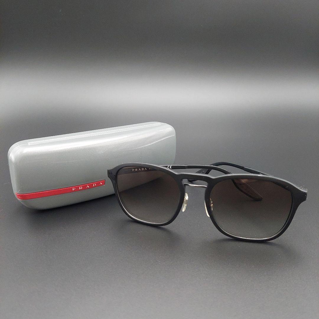 【人気】PRADA プラダ　サングラス　ブラック　 ケース付き　人気モデル　希少