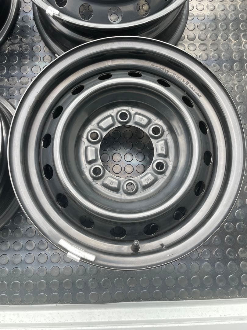 福岡県新車外しトヨタ純正　ハイエース15インチ ホイール 4個セット レジアス