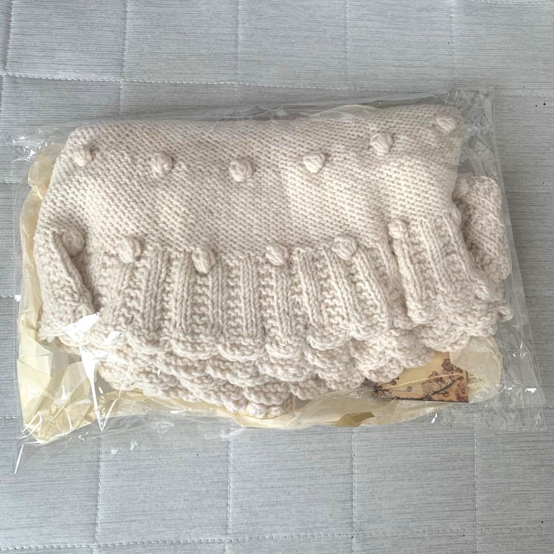 【新品未使用】m.soeur(エムスール)＊ドットの手編みケープ