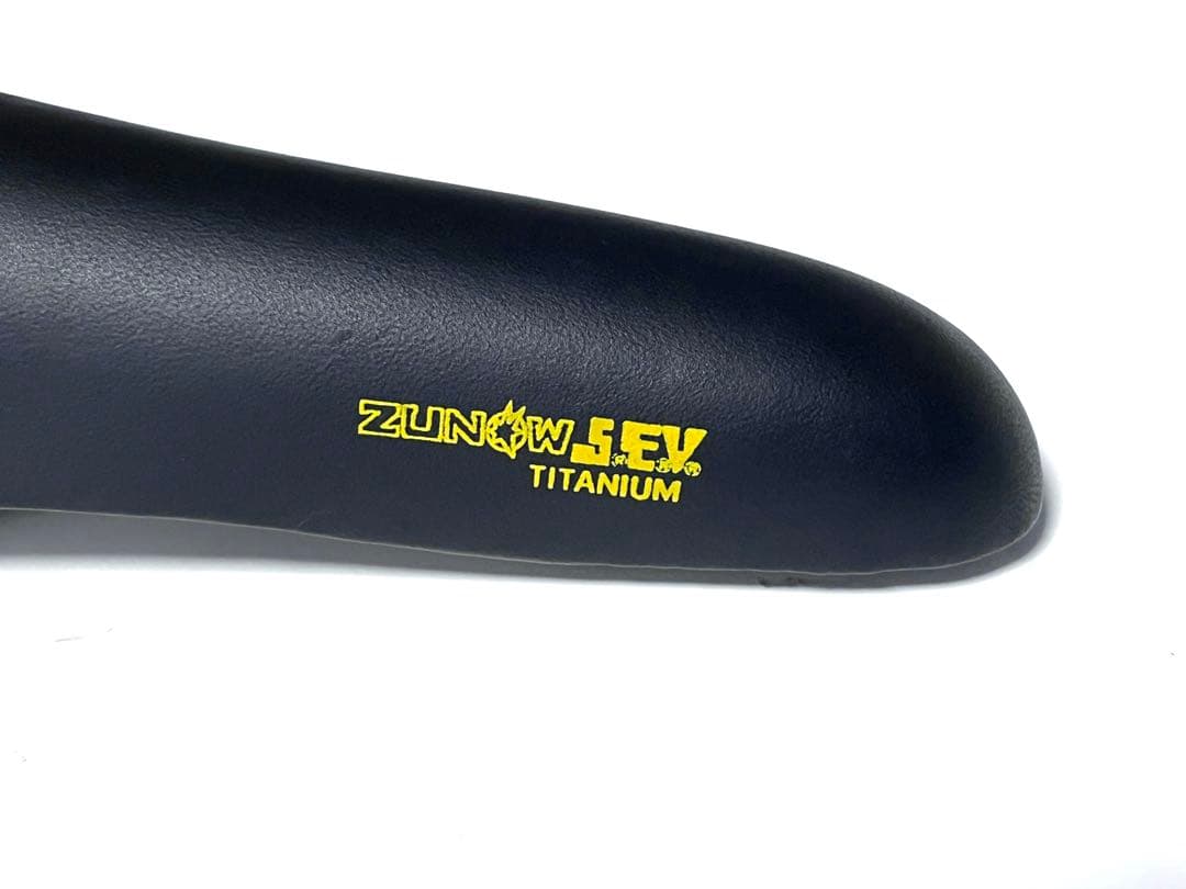 ★ 希少新品 ZUNOW SEV TITANIUM チタンレールサドル★