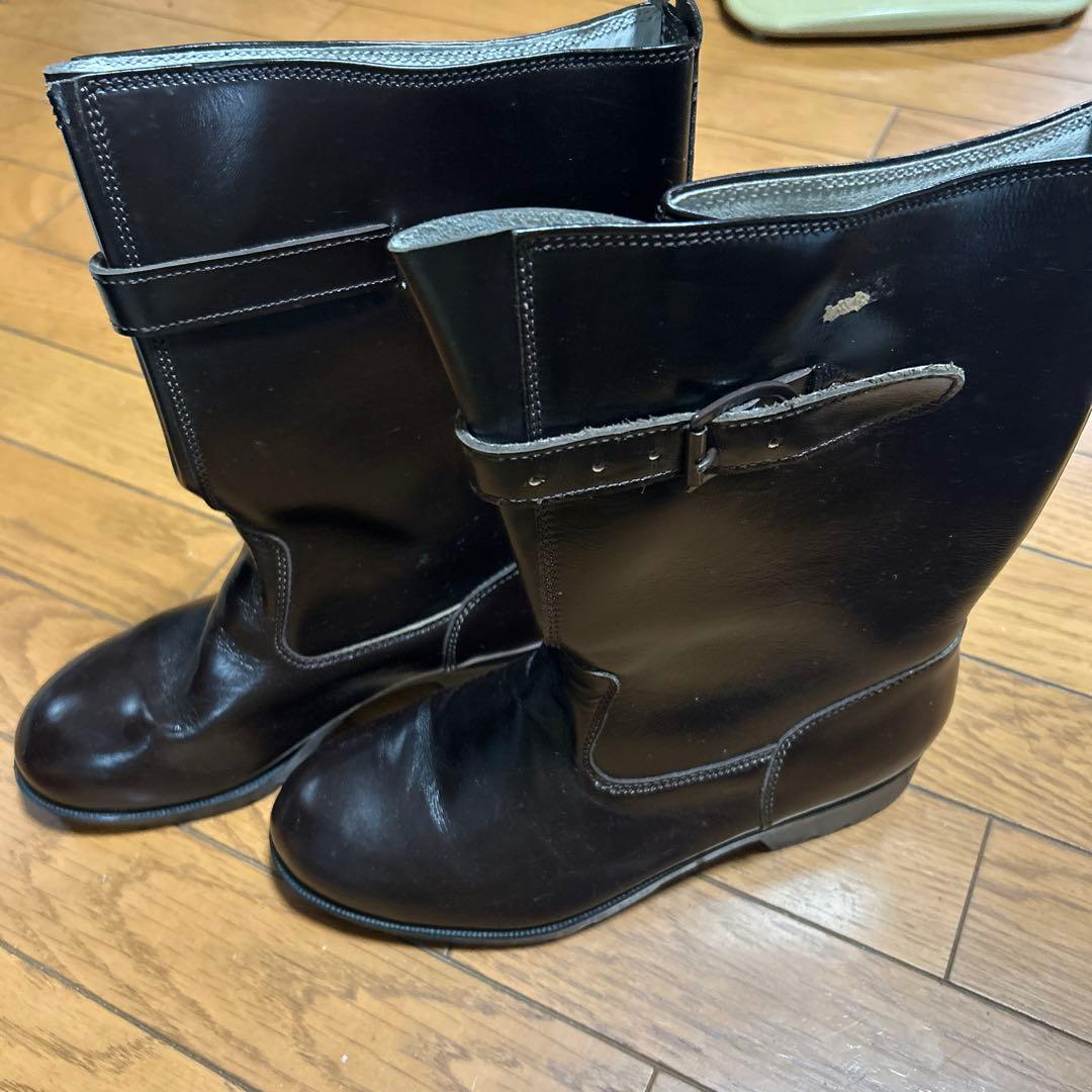 陸上自衛隊　　旧　戦車用の半長靴　茶色