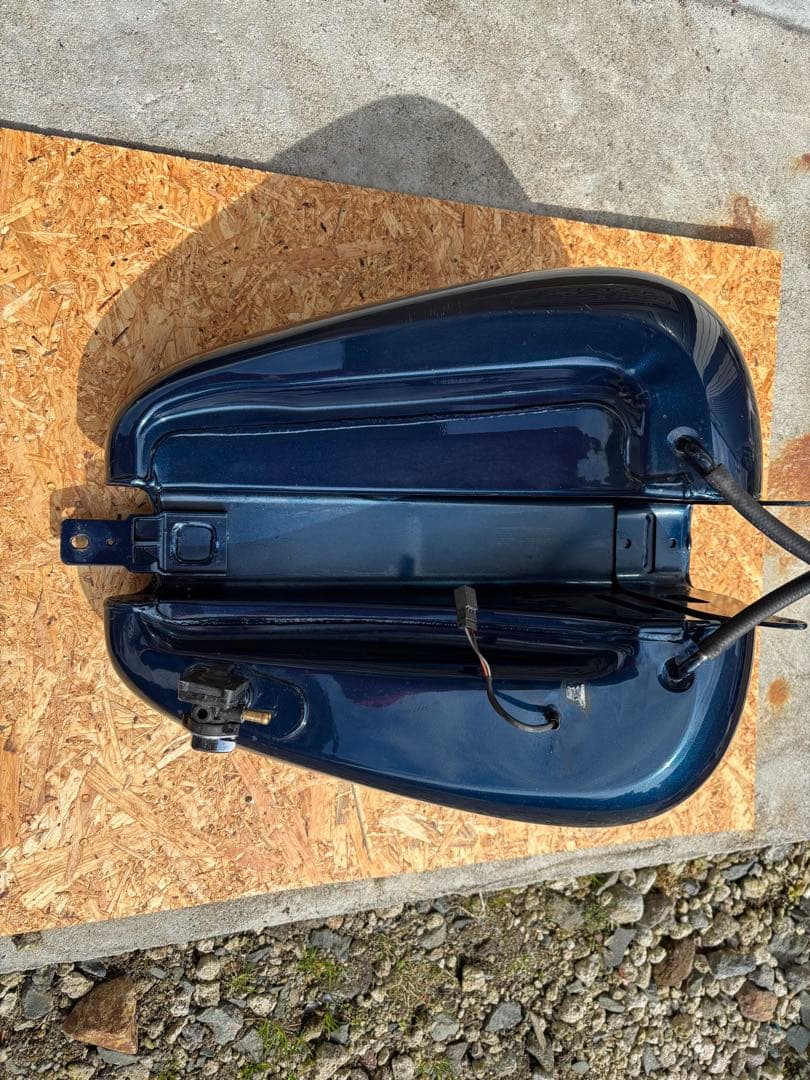 Harley-Davidson FXST2008 純正タンク