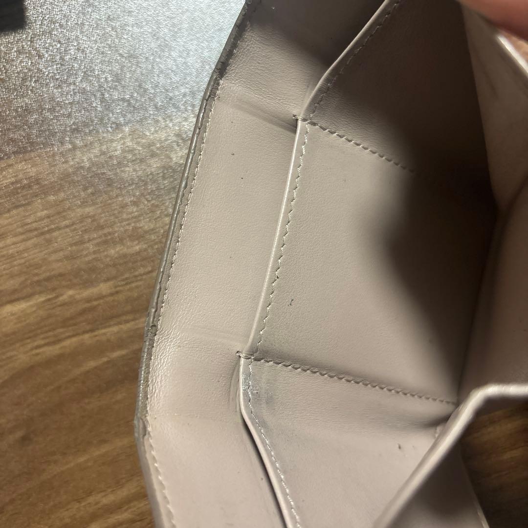 PRADA ベージュ　ミニウォレット