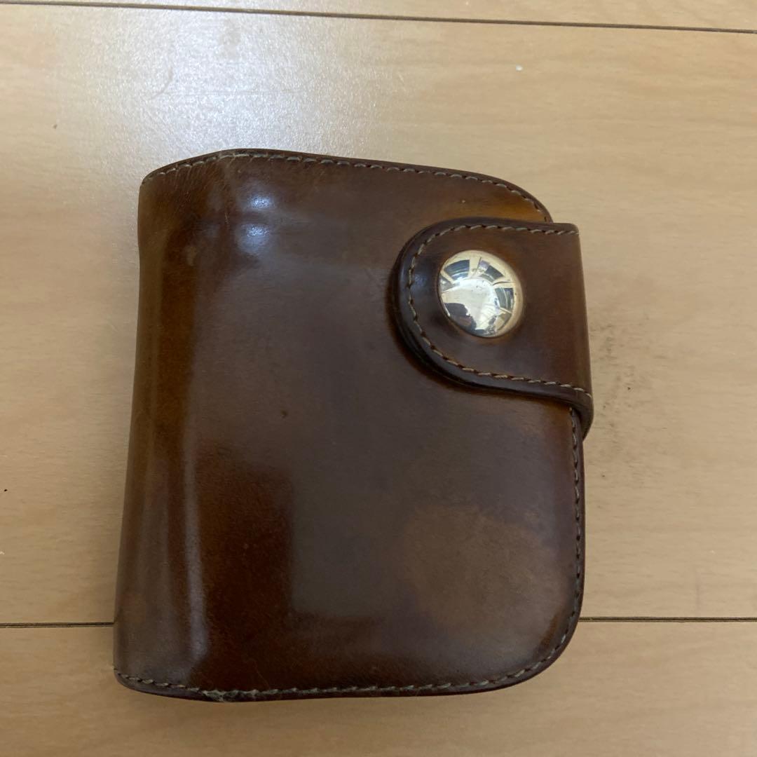 明日までの限定値下げです！レッドムーン　REDMOON 二つ折り財布