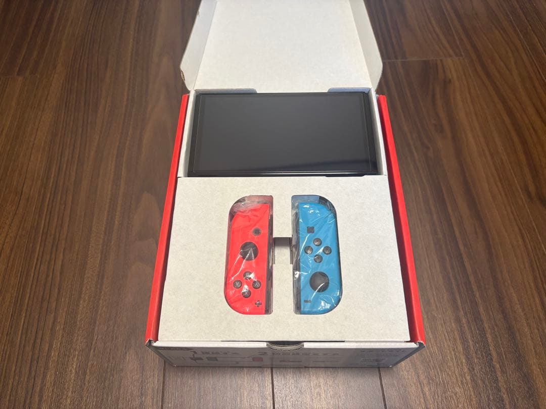 Nintendo Switch　有機ELモデル　ソニックレーシングソフト付き