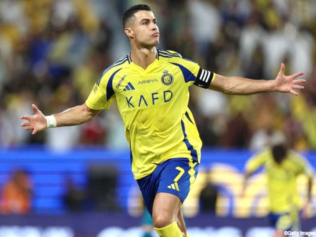 ロナウド　アルナスル　ユニフォーム