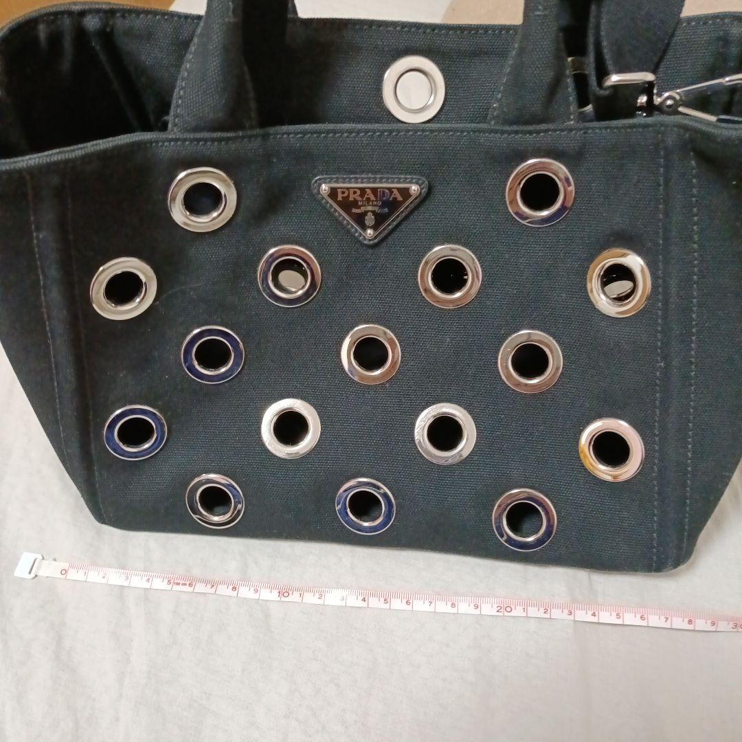 P*e様 PRADA ブラック アイレットショルダーバッグ