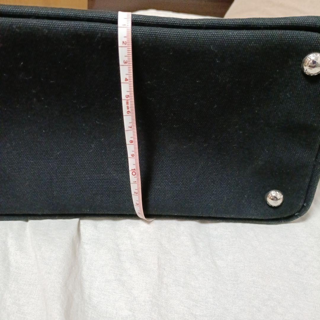 P*e様 PRADA ブラック アイレットショルダーバッグ