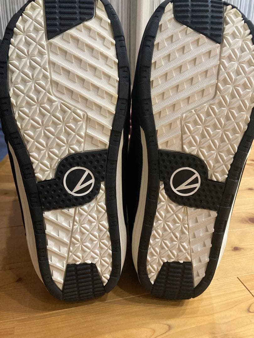 ラスターツ　スノーボードブーツ 27.5〜28