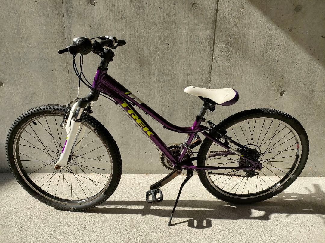 ド*マ様 Trek マウンテンバイク 24インチ　引取限定