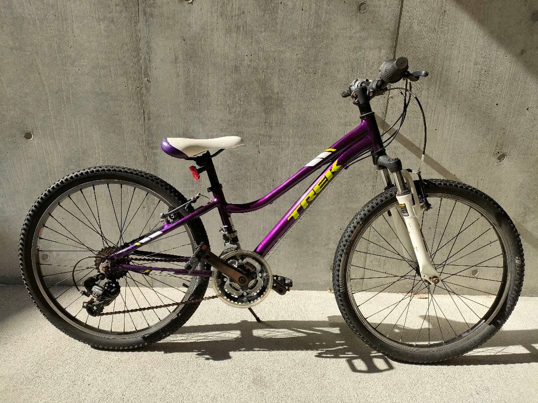 ド*マ様 Trek マウンテンバイク 24インチ　引取限定
