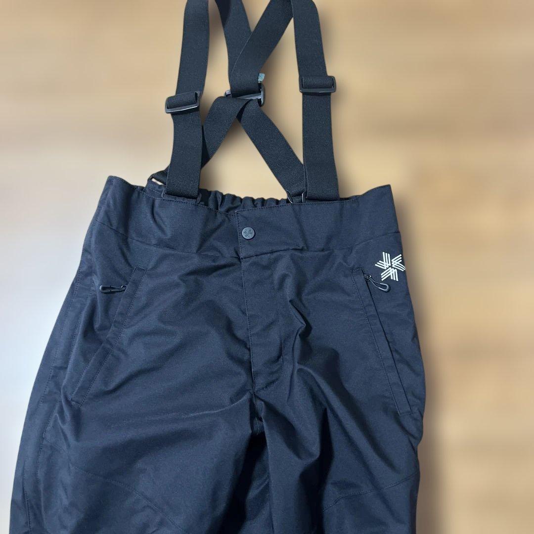 ブラック サスペンダー付き スキーウェア