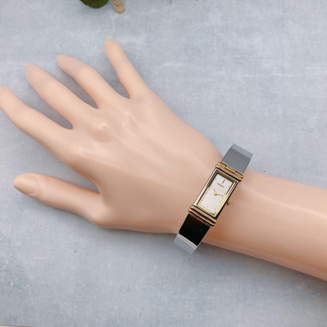 【稼動品】SEIKO バングルウォッチ レディース腕時計 スクエア　シルバー