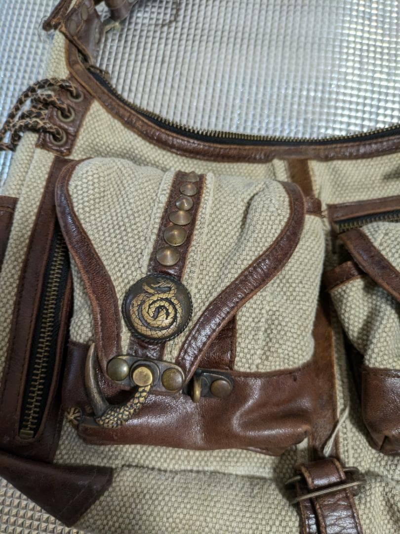 初期　希少　スタッズ付　Kemuri　バッグ