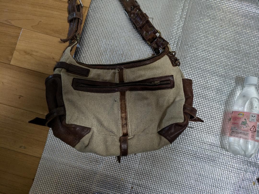 初期　希少　スタッズ付　Kemuri　バッグ