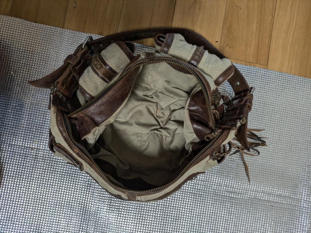 初期　希少　スタッズ付　Kemuri　バッグ