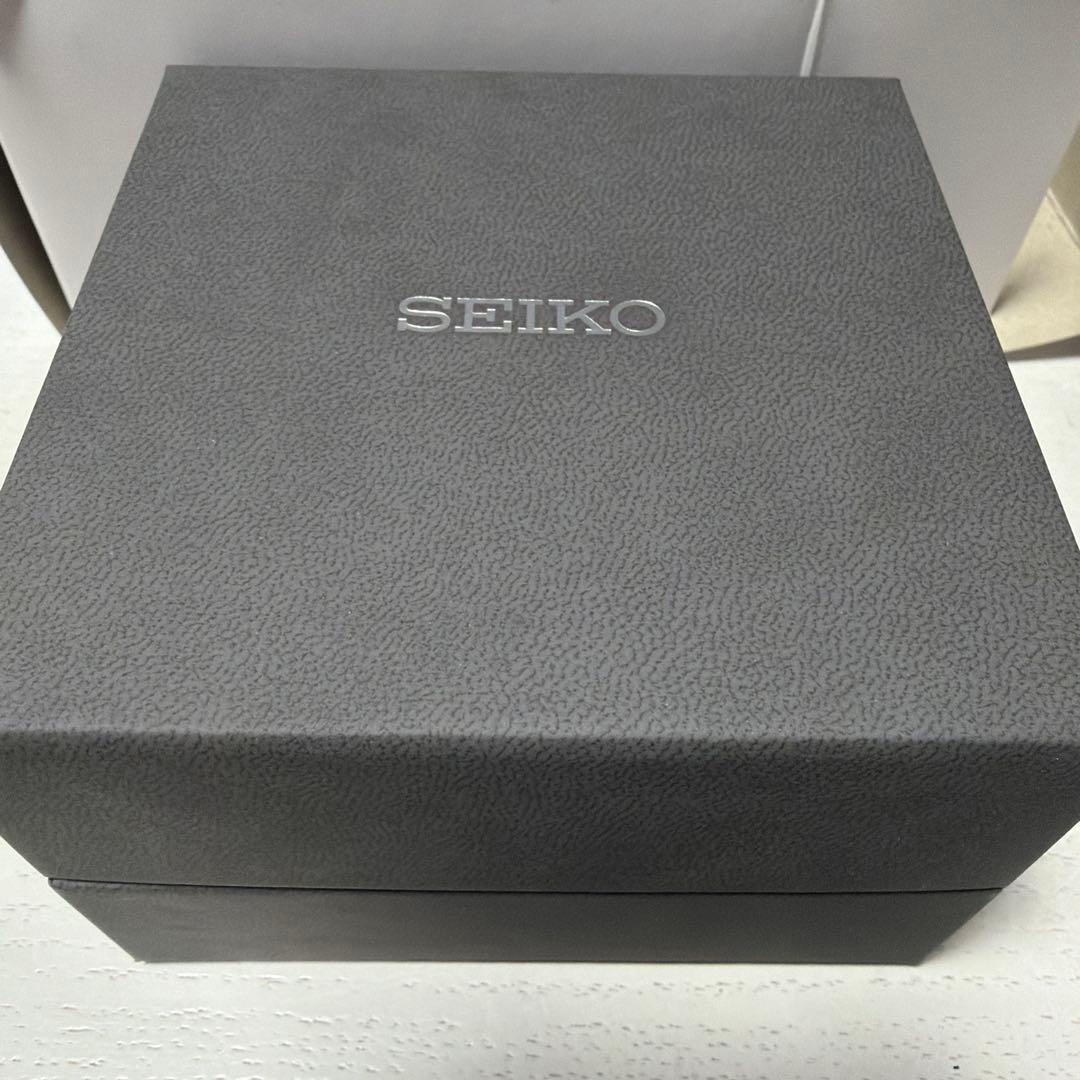 SEIKO アナログ腕時計 シルバー