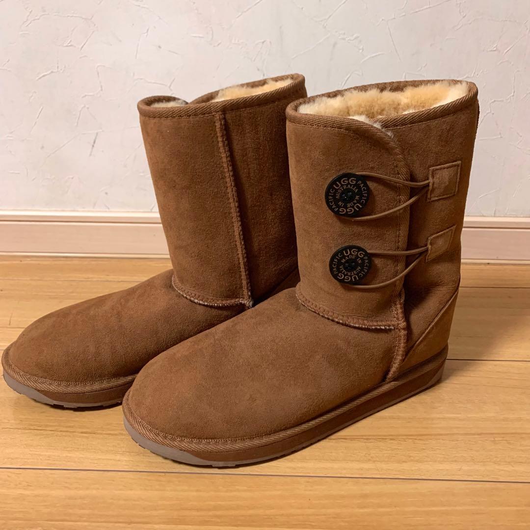 ジェイ★　25.5㎝ UGGムートンブーツ ベージュ ♪ボタン付きフワモコ